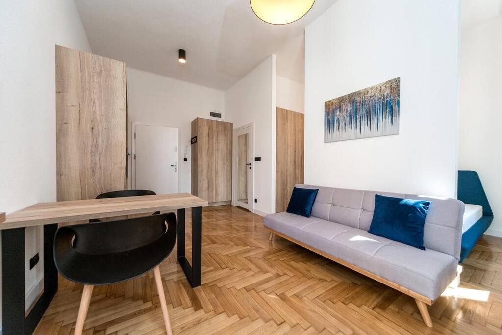 Studio Matejki C Bielsko-Biała Buitenkant foto